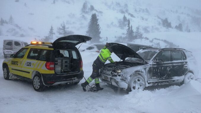 Pannenhilfe im Winter © ÖAMTC