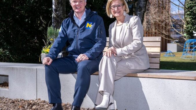 Michael Duscher, Geschäftsführer der Niederösterreich Werbung, und Landeshauptfrau Johanna Mikl-Leitner unterwegs in Niederösterreich.© NLK Filzwieser