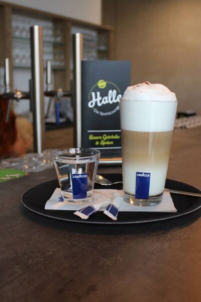 HALLE die Sportlounge