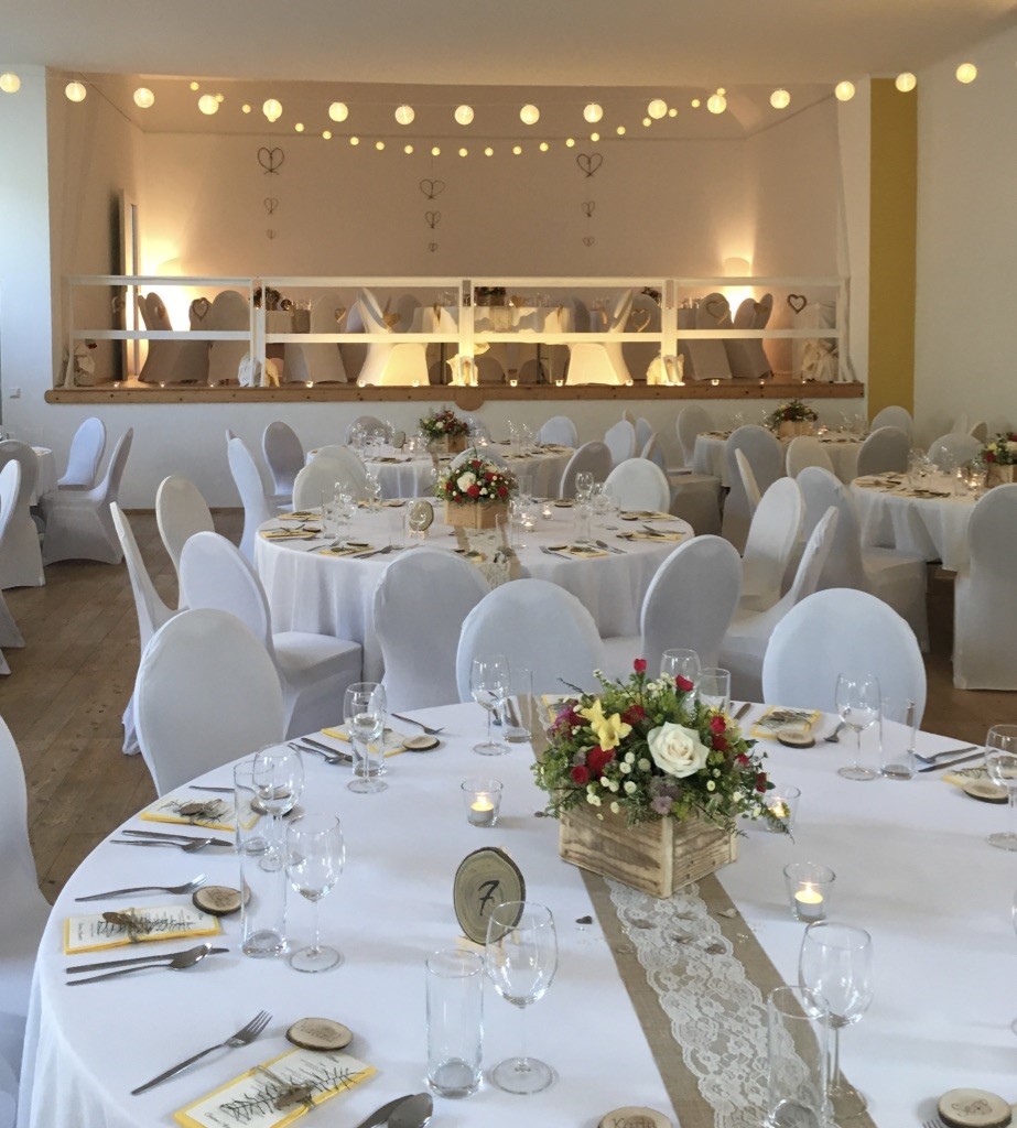 Schöne Feste für Ihre maximal 120 Gäste und Konzertveranstaltung bis maximal 180 Gäste.